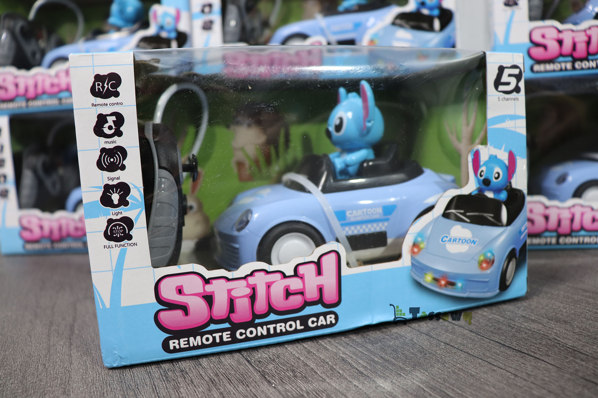 لعبة سيارة ستيتش للتحكم عن بعد كهربائية للأطفال - الصورة 2