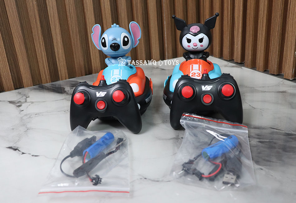 سيارتين تحكم عن بعد للأطفال في ان واحد RC مع موسيقى و اضواء ، معركة stitch vs kuromi - الصورة 6