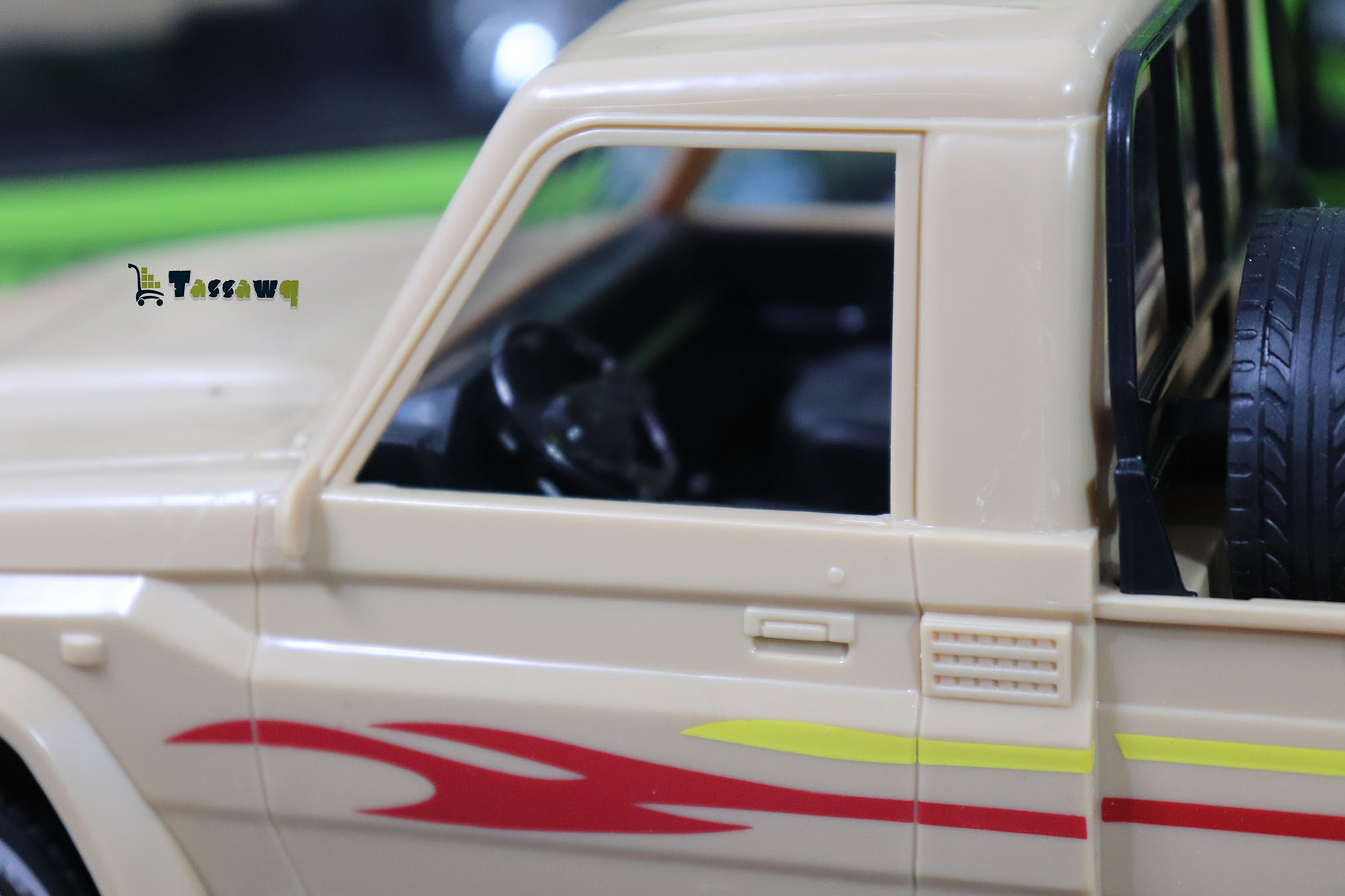 لاند كروزر روشارجابل حجم كبير 45 سم - الصورة 14