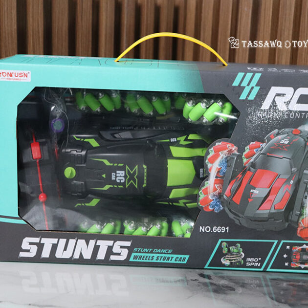 سيارة مجنونة ب 8 عجلات بخار و موسيقى و اضواء