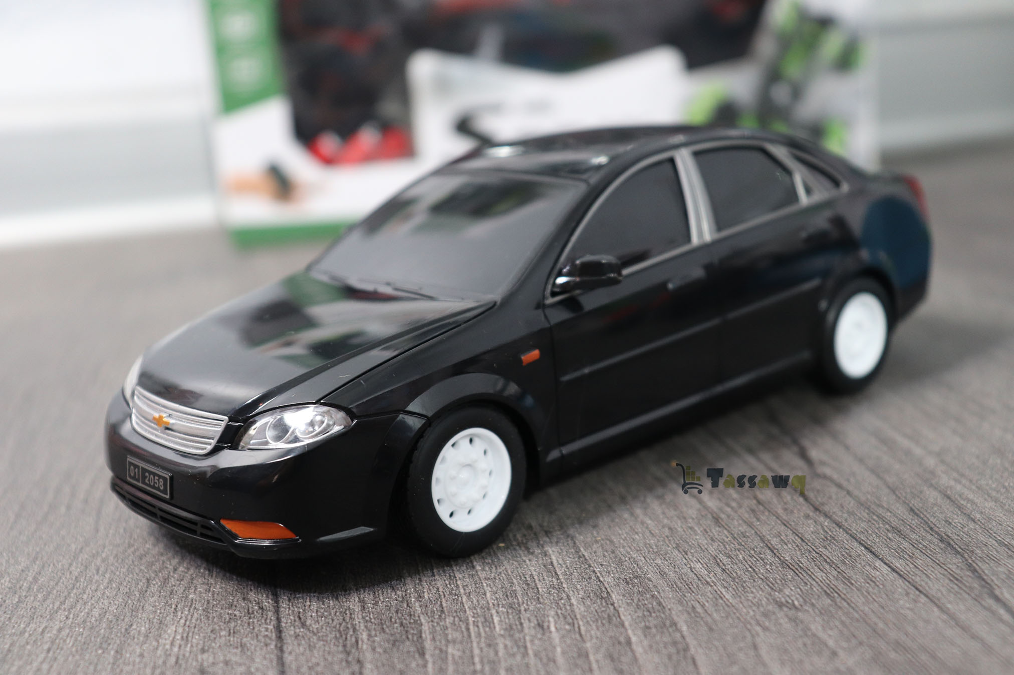 لعبة سيارة سباق RC قابلة لإعادة الشحن للأطفال بمقياس 1:18 شيفرولي - الصورة 4