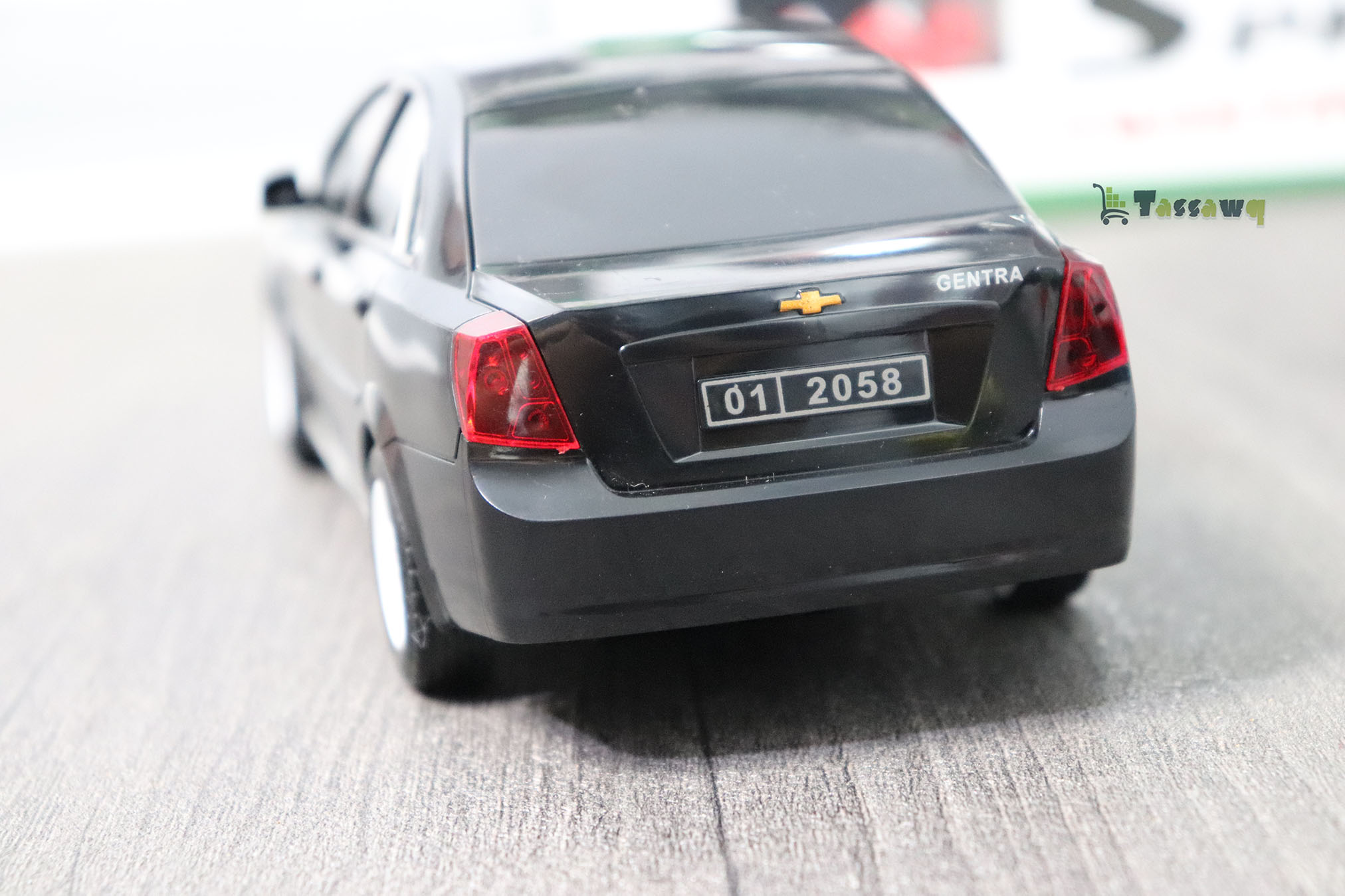 لعبة سيارة سباق RC قابلة لإعادة الشحن للأطفال بمقياس 1:18 شيفرولي - الصورة 5