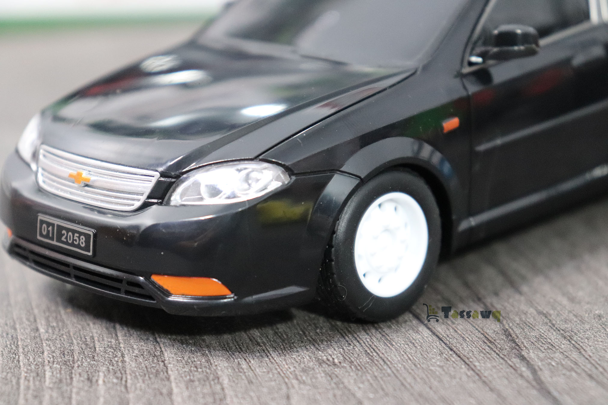 لعبة سيارة سباق RC قابلة لإعادة الشحن للأطفال بمقياس 1:18 شيفرولي - الصورة 8