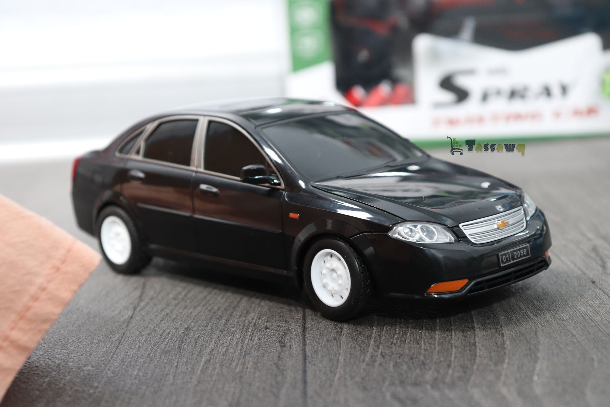 لعبة سيارة سباق RC قابلة لإعادة الشحن للأطفال بمقياس 1:18 شيفرولي - الصورة 17