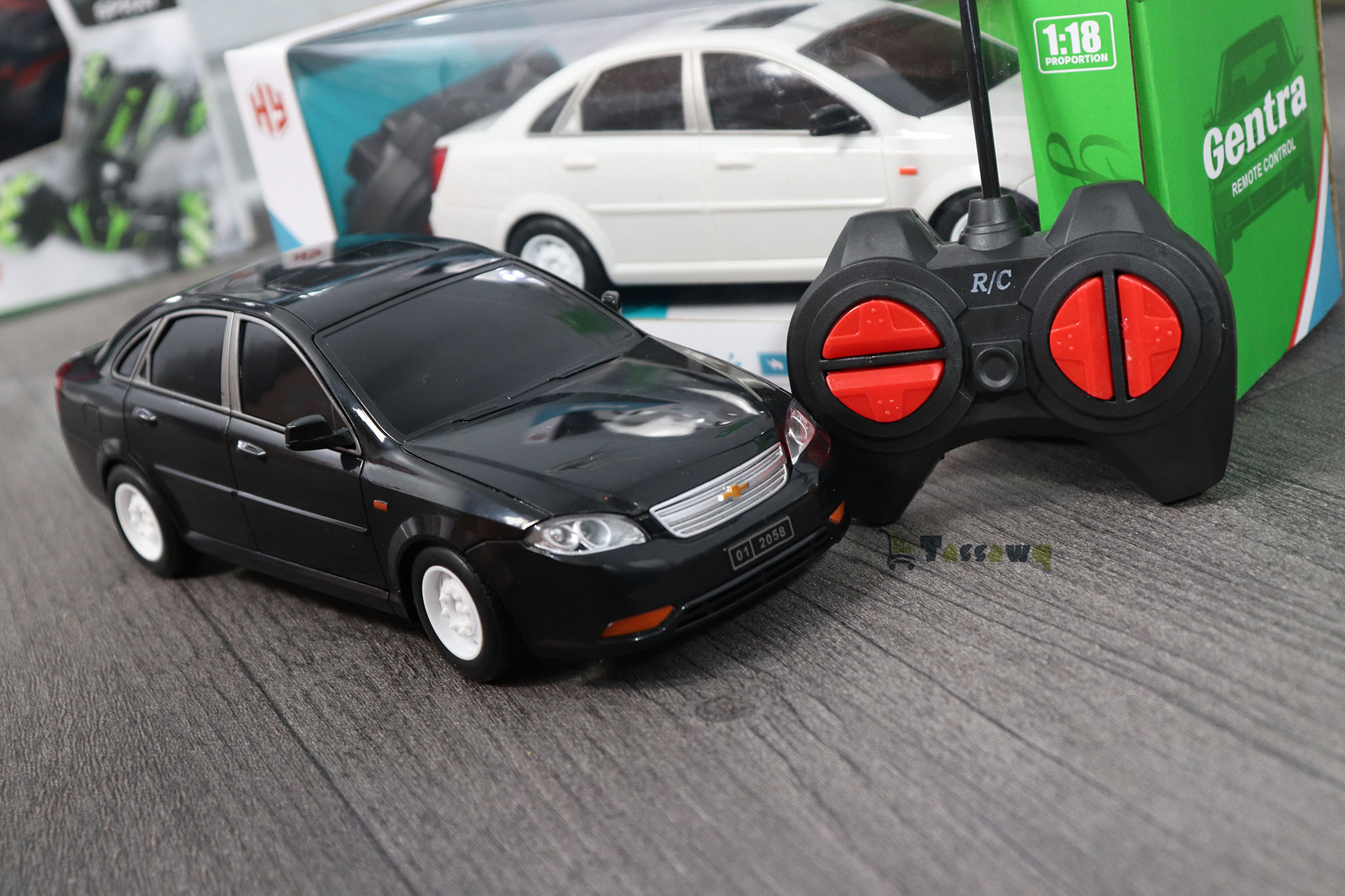 لعبة سيارة سباق RC قابلة لإعادة الشحن للأطفال بمقياس 1:18 شيفرولي - الصورة 18