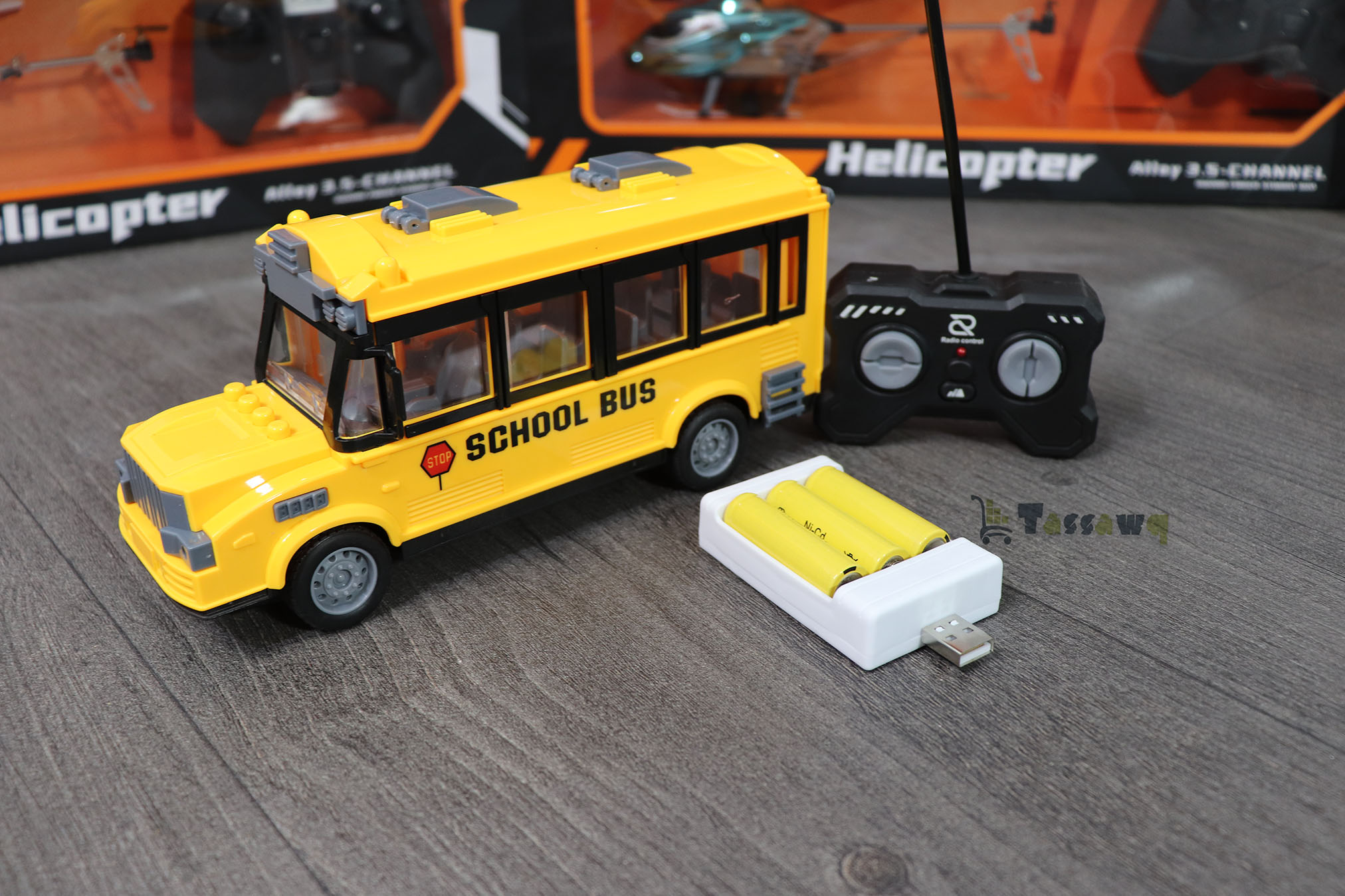 حافلة مدرسية تعمل بالتحكم عن بعد - الصورة 3