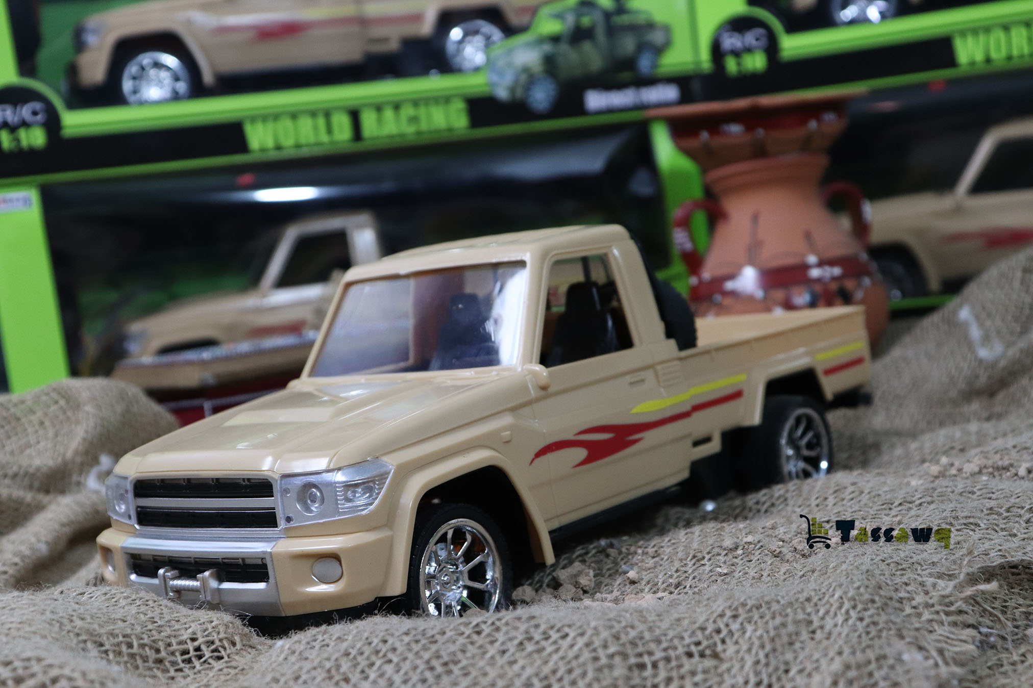 لاند كروزر روشارجابل حجم كبير 45 سم - الصورة 16