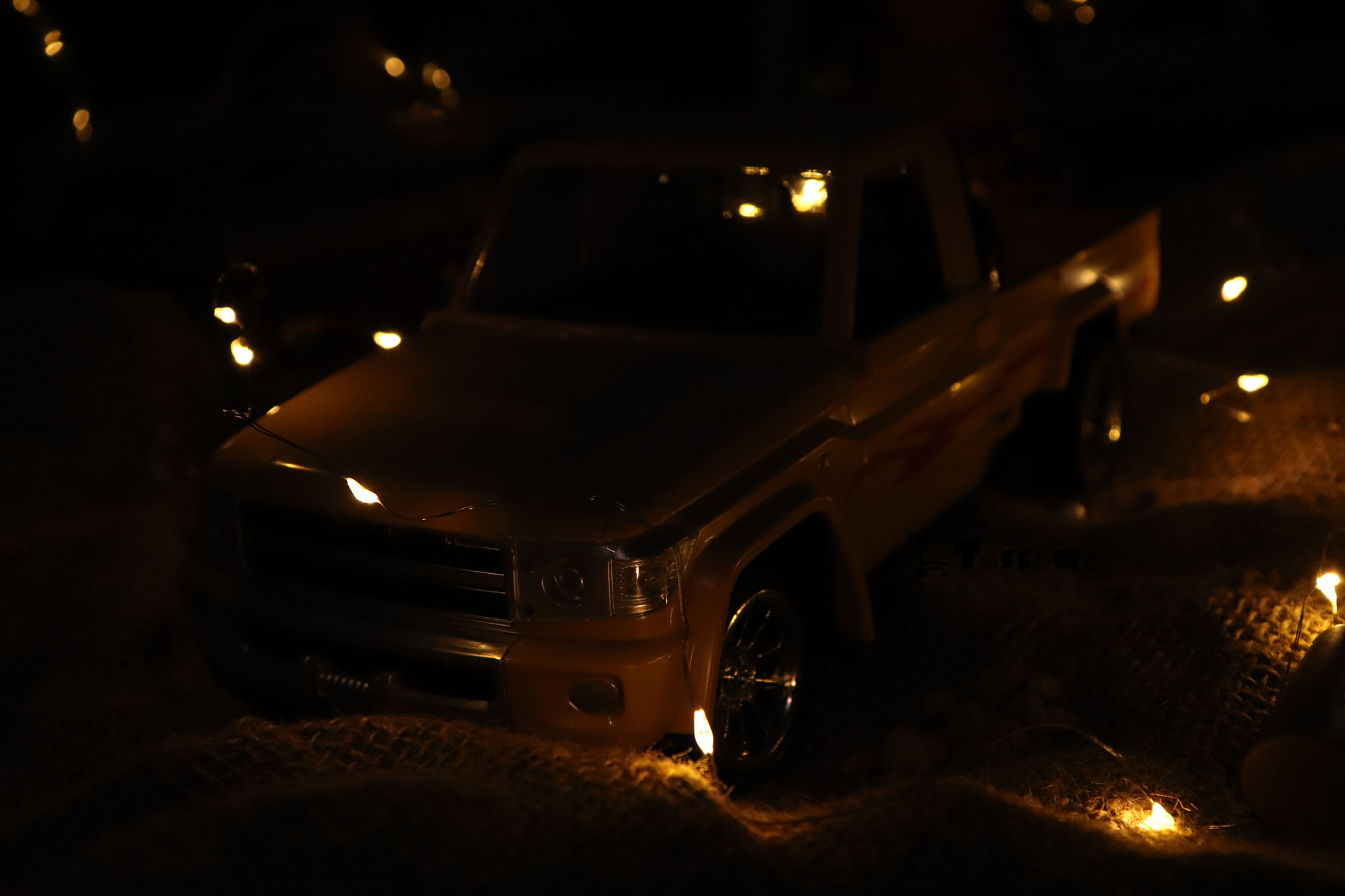 لاند كروزر روشارجابل حجم كبير 45 سم - الصورة 19