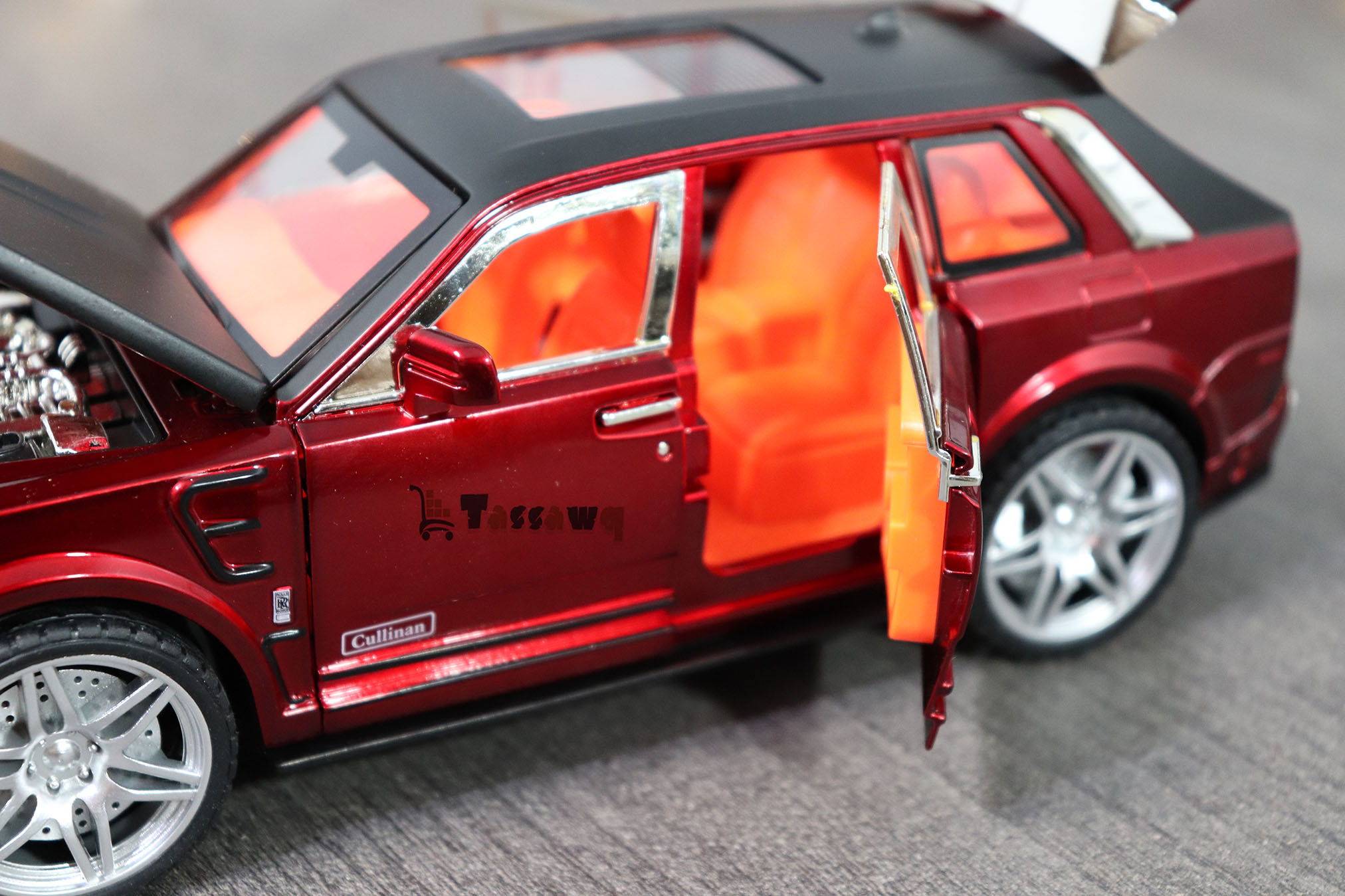 Voiture miniature Rolls Royce Cullinan Alloy - الصورة 6