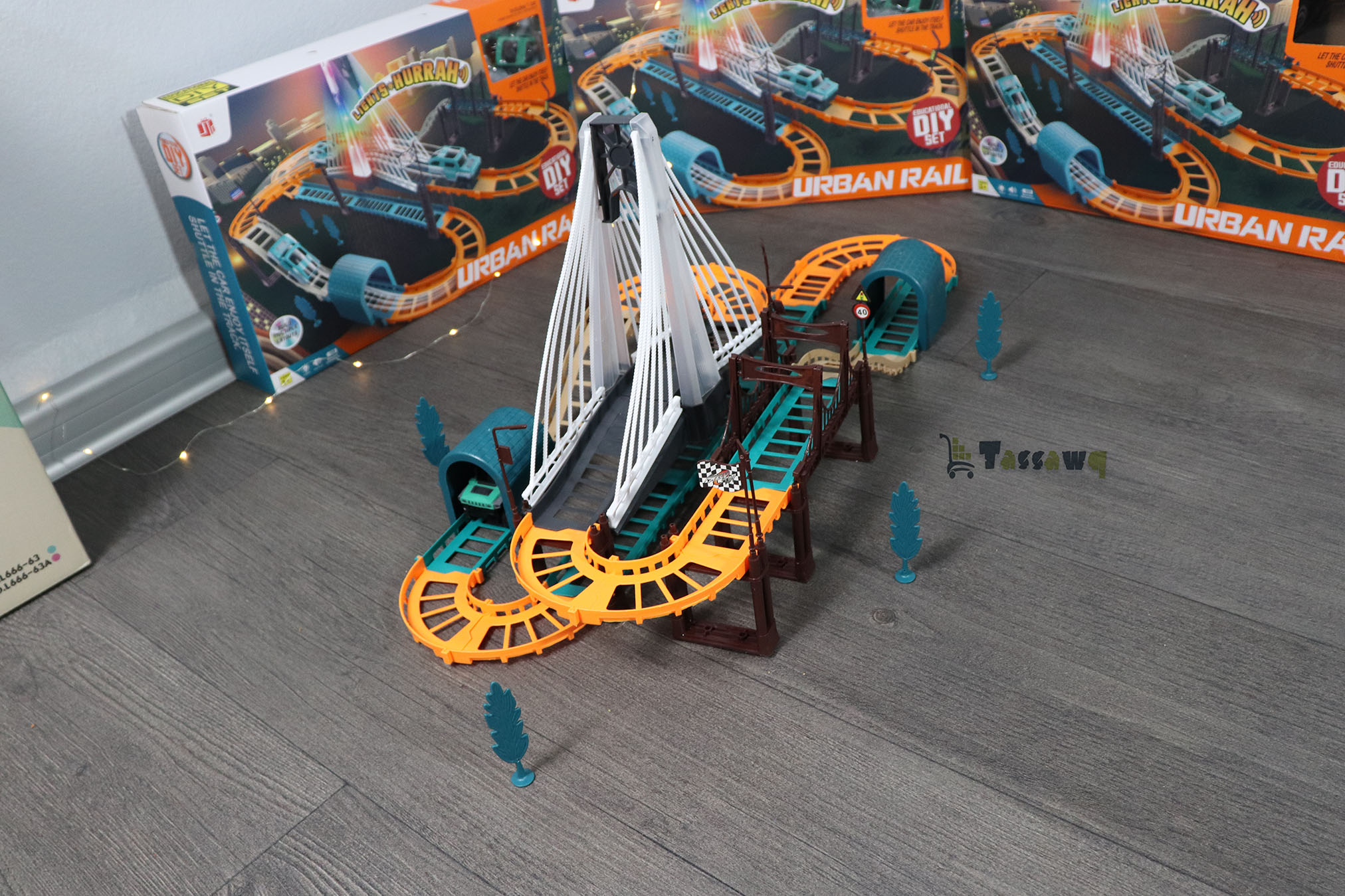 مجموعة ألعاب مسار السكك الحديدية الحضرية DIY - الصورة 12