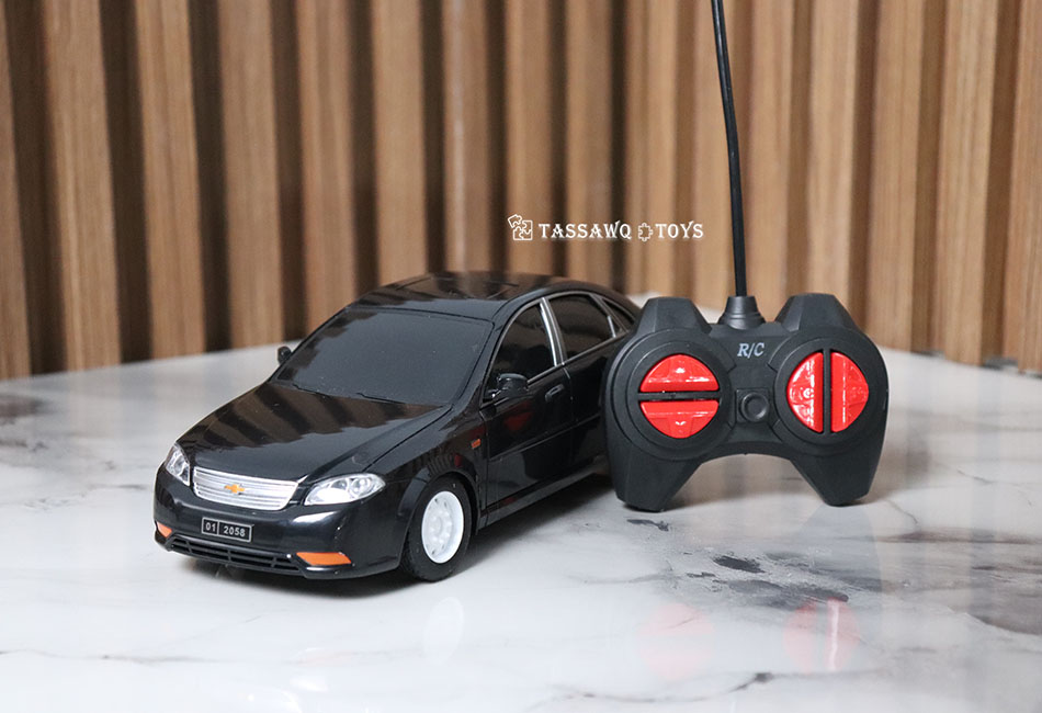 لعبة سيارة سباق RC قابلة لإعادة الشحن للأطفال بمقياس 1:18 شيفرولي