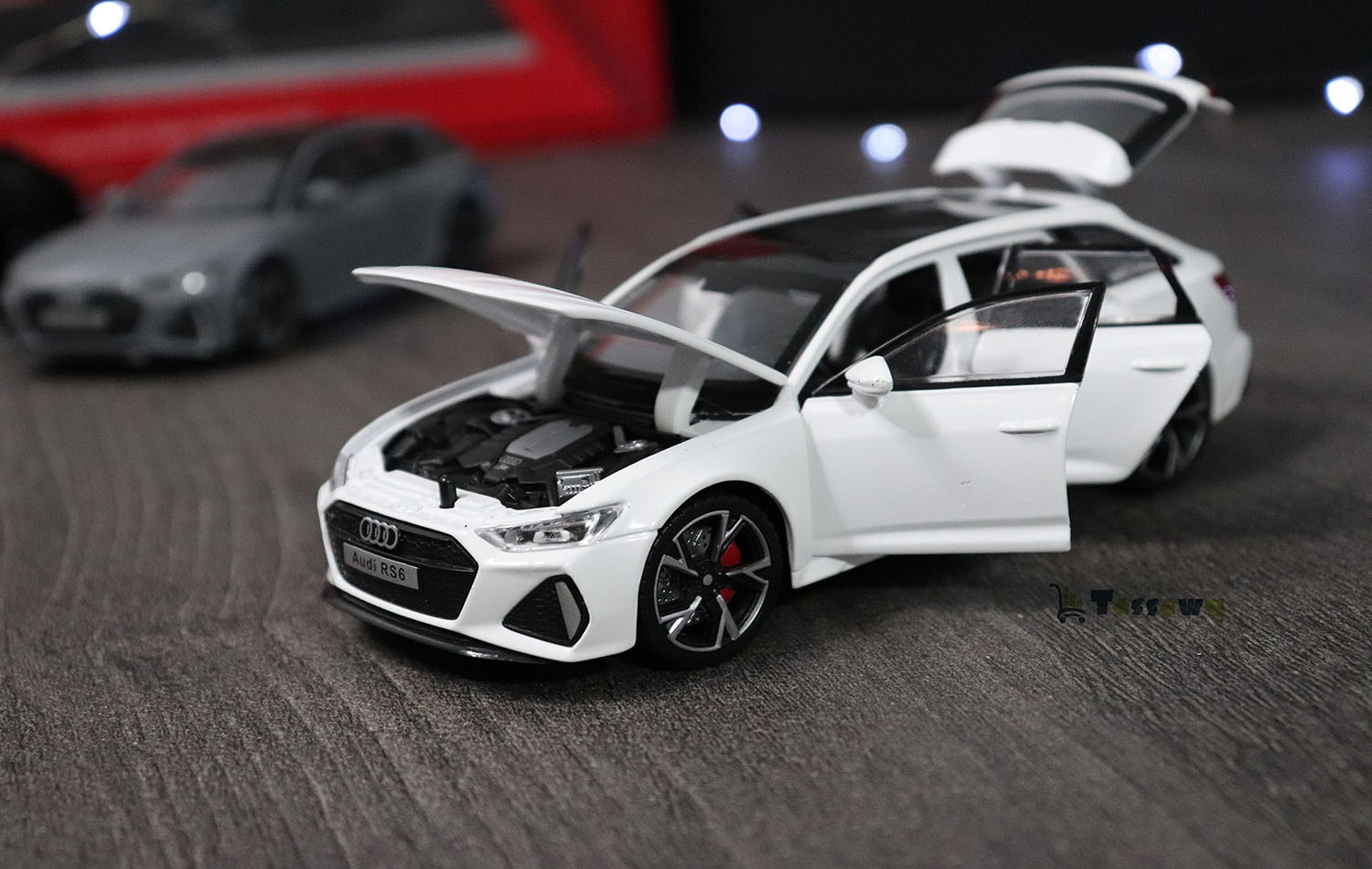 Modèle de voiture Audi RS6 1:32 - الصورة 2