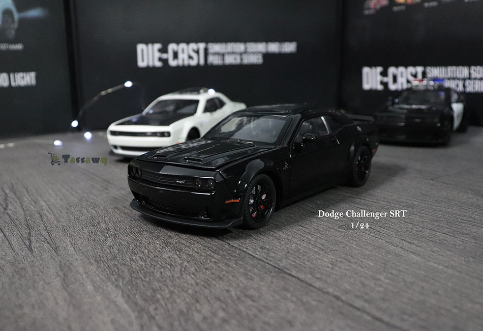 DODGE CHALLENGER SRT WIDE-BODY Modèle 1:24 - الصورة 2