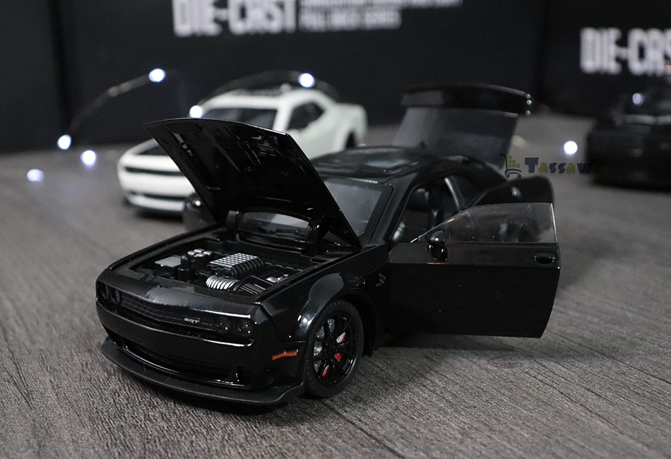 DODGE CHALLENGER SRT WIDE-BODY Modèle 1:24 - الصورة 4