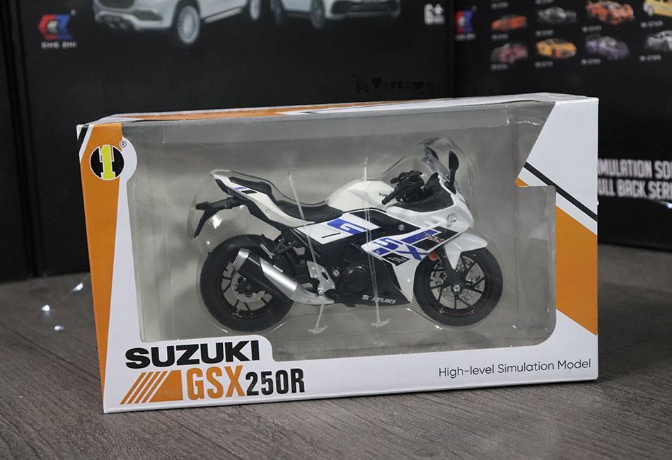 Suzuki GSX-250R Alloy Racing Motorcycle Model - الصورة 6