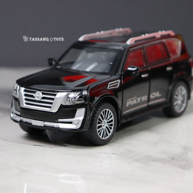 Nissan Patrol SUV en métal  1:32