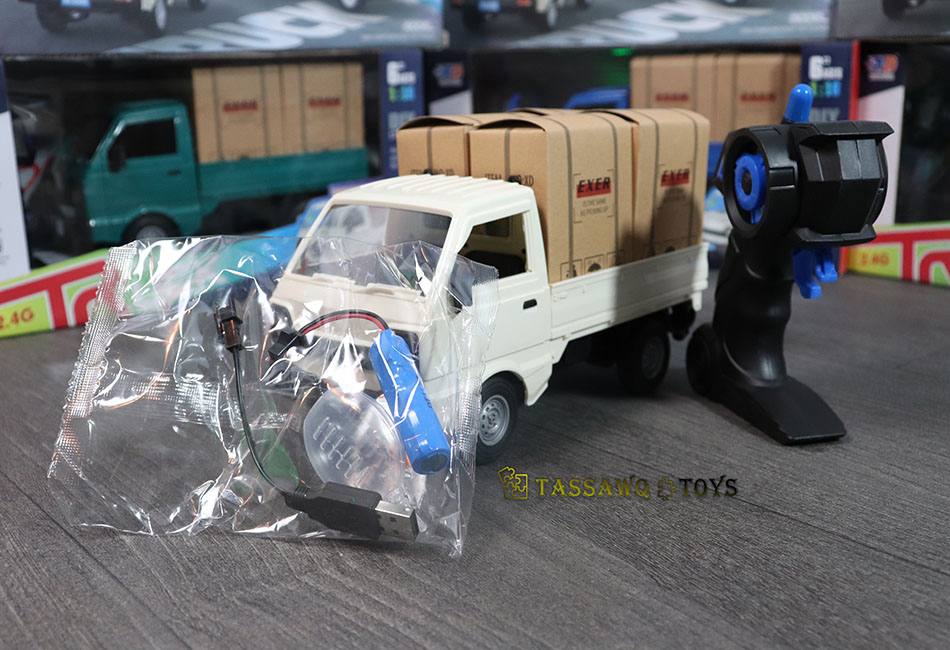 Voiture téléguidée RC Kei Truck 1:16 avec effets de pulvérisation et lumières - الصورة 3