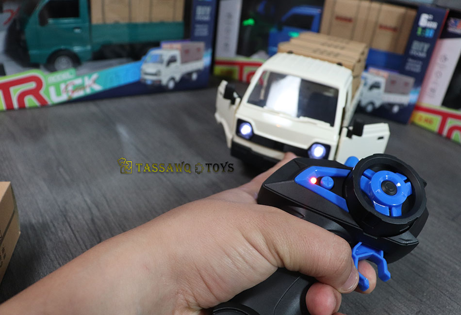 Voiture téléguidée RC Kei Truck 1:16 avec effets de pulvérisation et lumières - الصورة 12