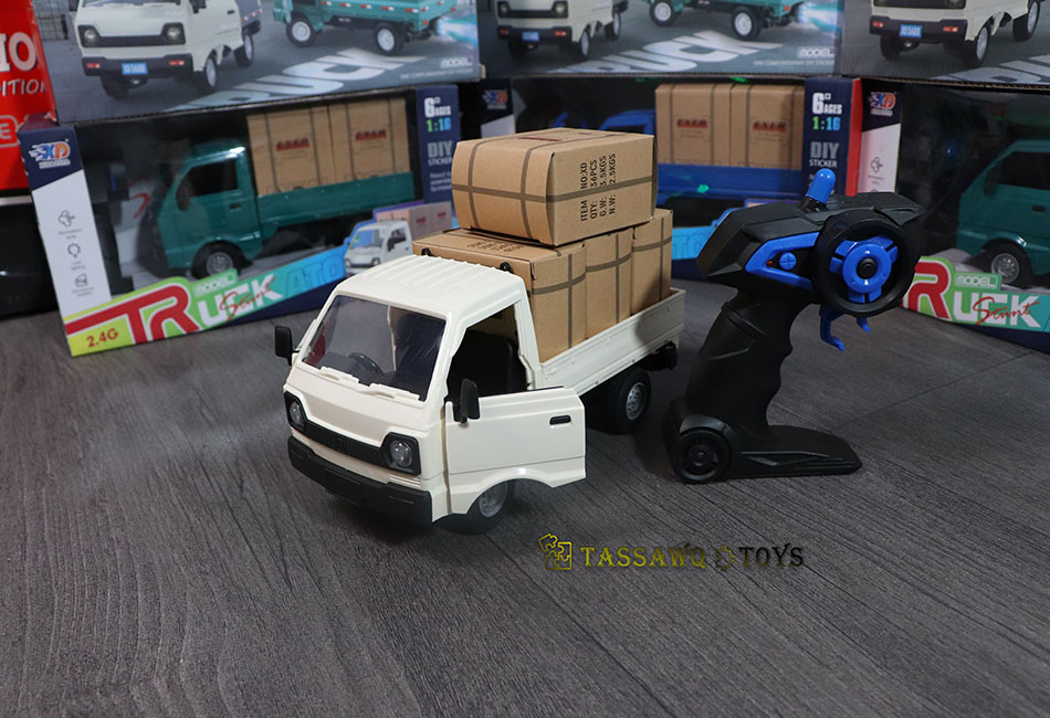 Voiture téléguidée RC Kei Truck 1:16 avec effets de pulvérisation et lumières - الصورة 13