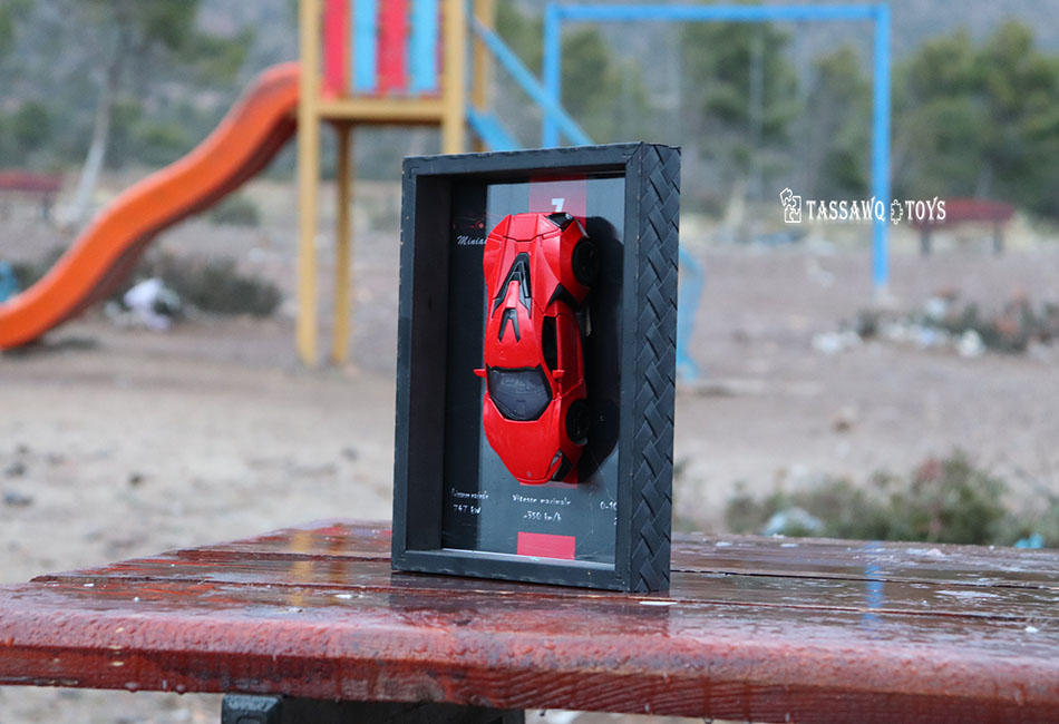 اطار فاخر مع مجسم سيارة… قطعة فنية لكل عاشق محركات - الصورة 16