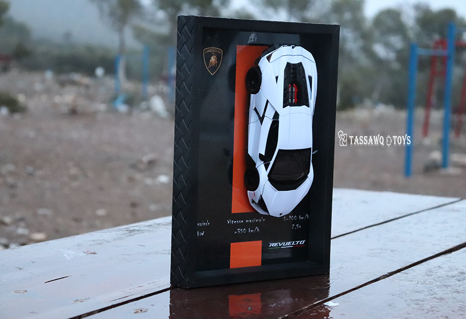 اطار فاخر مع مجسم سيارة… قطعة فنية لكل عاشق محركات - الصورة 28