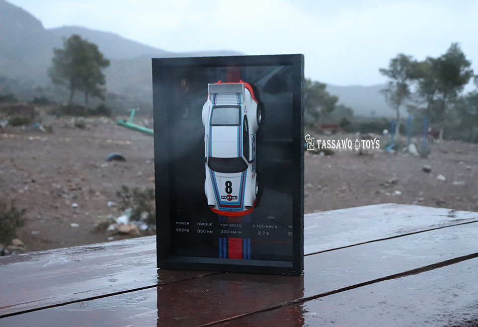 اطار فاخر مع مجسم سيارة… قطعة فنية لكل عاشق محركات - الصورة 30