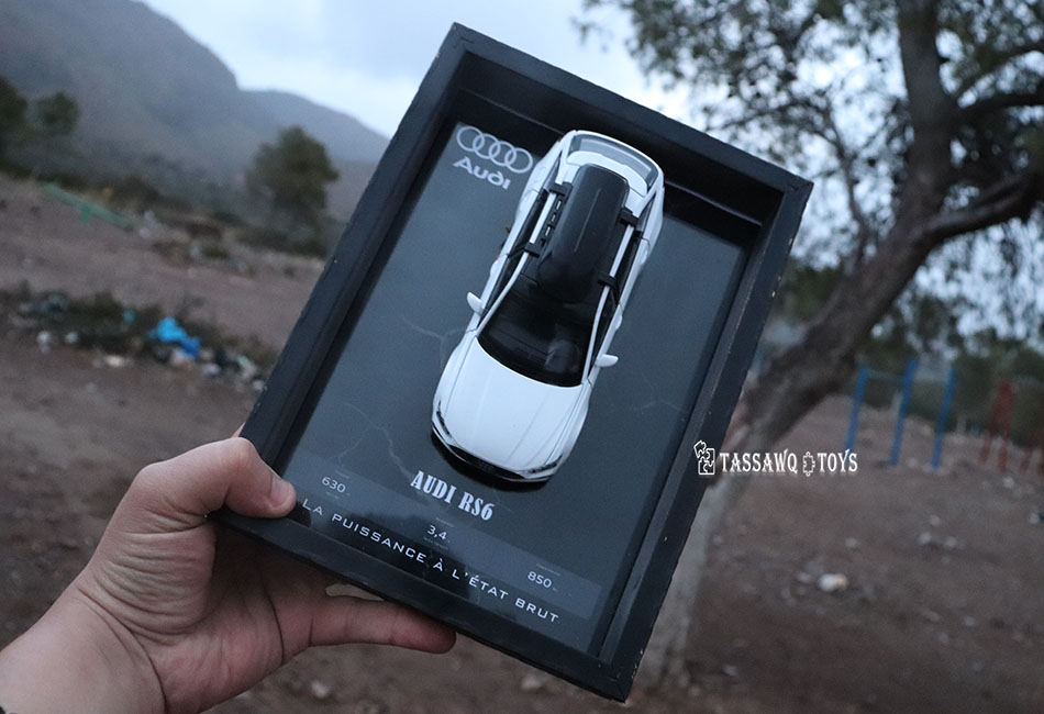 اطار فاخر مع مجسم سيارة… قطعة فنية لكل عاشق محركات - الصورة 31