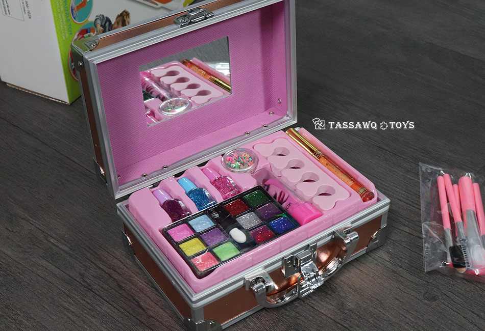 حقيبة مكياج الأطفال المتكاملة مع مرآة – مجموعة تجميل آمنة وممتعة للبنات - الصورة 3