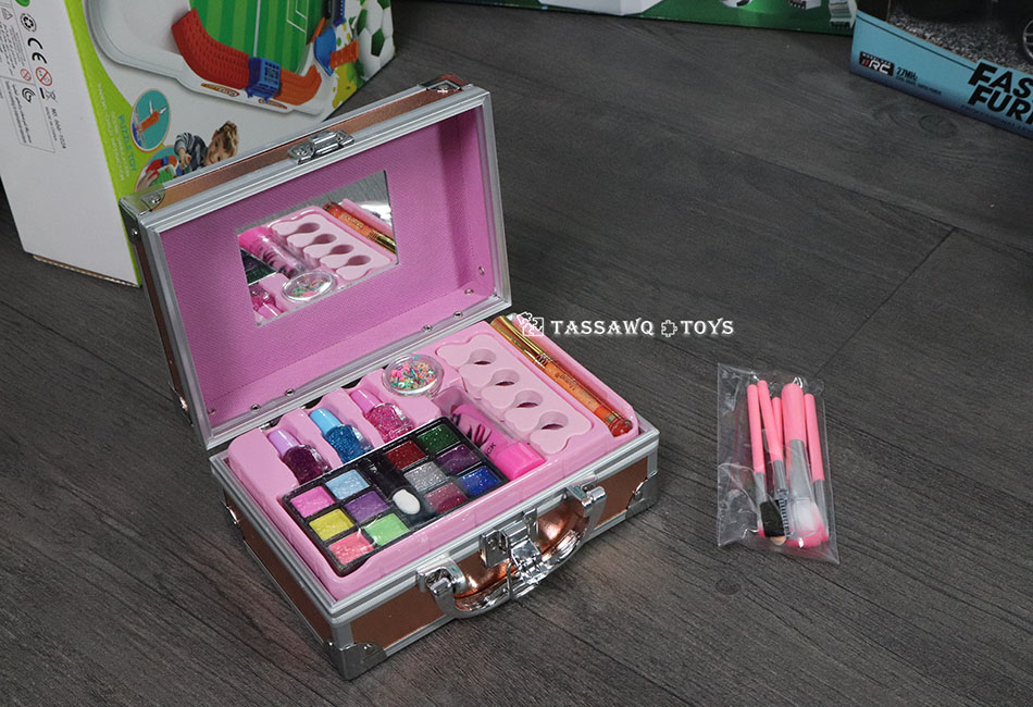 حقيبة مكياج الأطفال المتكاملة مع مرآة – مجموعة تجميل آمنة وممتعة للبنات - الصورة 4