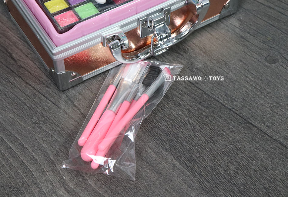 حقيبة مكياج الأطفال المتكاملة مع مرآة – مجموعة تجميل آمنة وممتعة للبنات - الصورة 6
