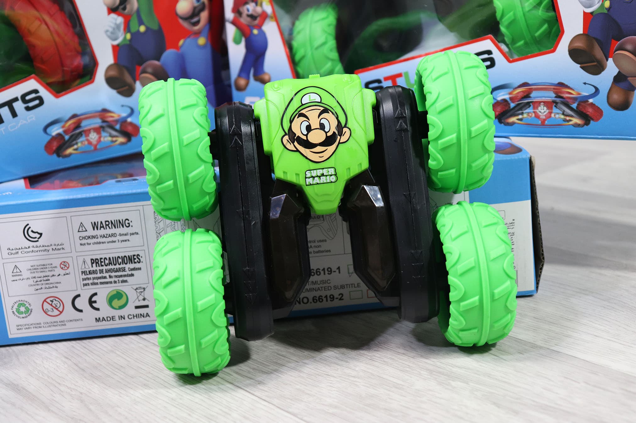 Voiture Télécommandée Spiderman 360° – Cascades & Rotation Double Face - الصورة 15