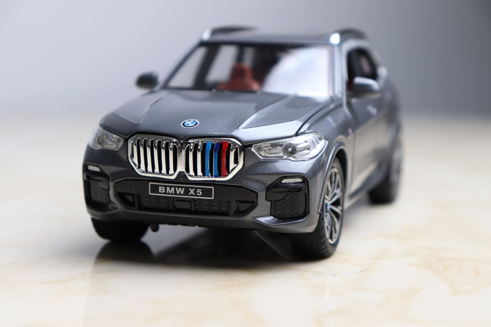 BMW X5 SUV Miniature 1:24 - الصورة 5