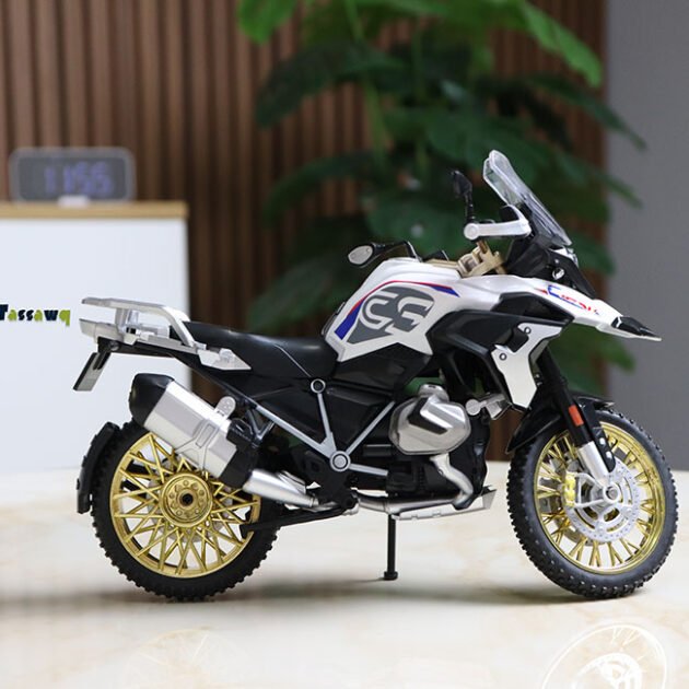 مجسم دراجة BMW R 1250 GS Adventure بمقياس 1:10