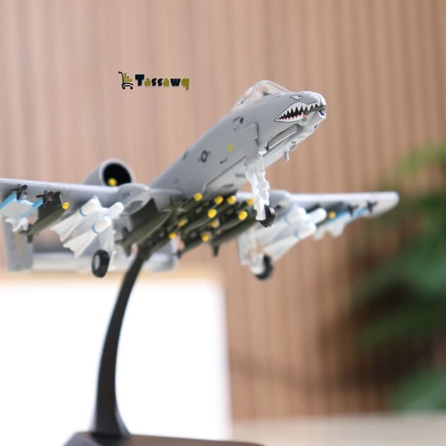 FloZ U.S. Army A-10 Thunderbolt II A10 avec commutateur de Mode 1/100 moulé