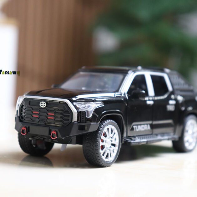TOYOTA Tundra Pickup Car