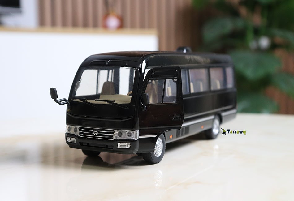 مجسم حافلة تويوتا فاخرة | Diecast Collectible Bus - الصورة 3