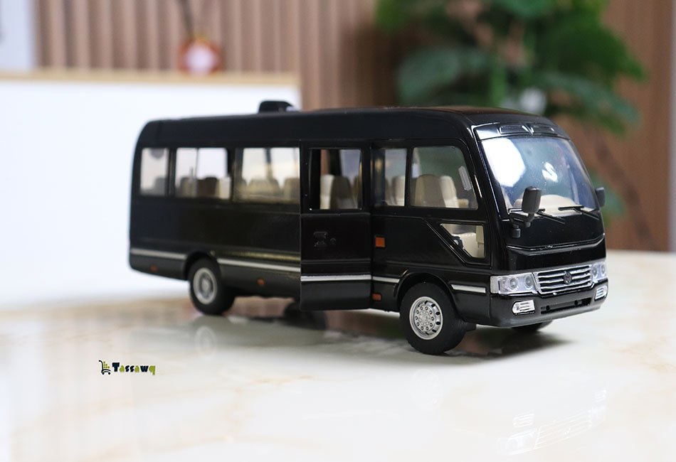 مجسم حافلة تويوتا فاخرة | Diecast Collectible Bus - الصورة 6