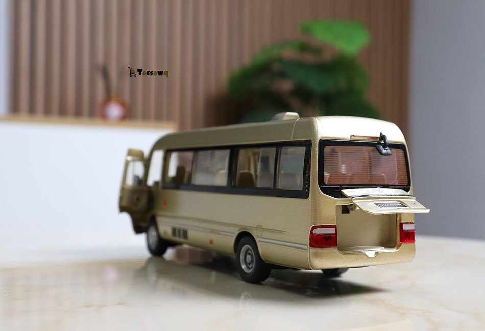 مجسم حافلة تويوتا فاخرة | Diecast Collectible Bus - الصورة 19