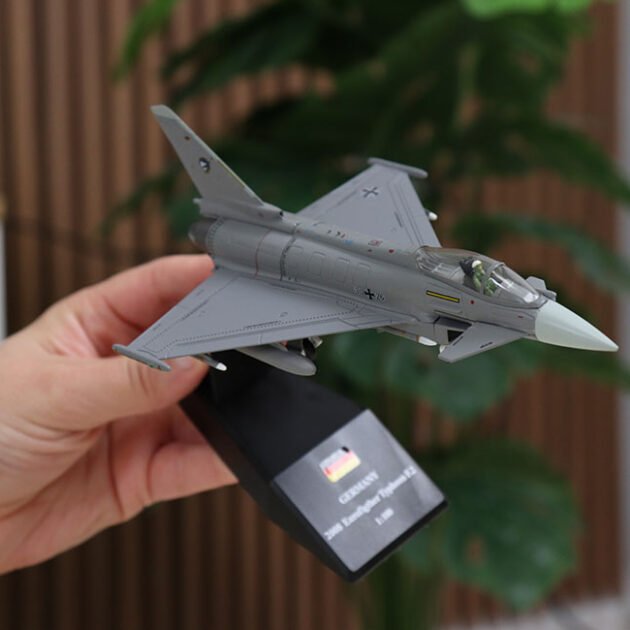 Maquette Avion de Chasse Eurofighter Typhoon Allemand
