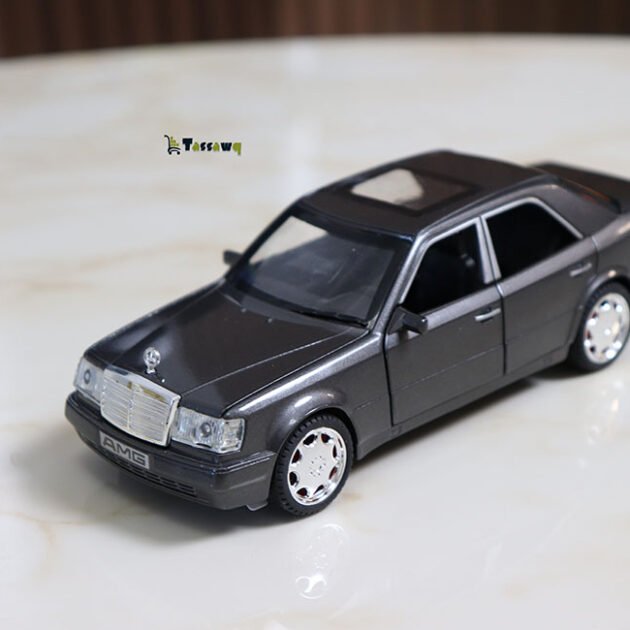 مجسم Mercedes-Benz W124 E500 AMG الكلاسيكية