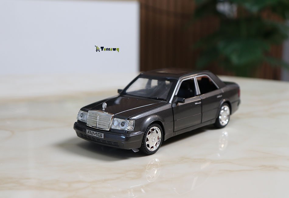 مجسم Mercedes-Benz W124 E500 AMG الكلاسيكية - الصورة 10