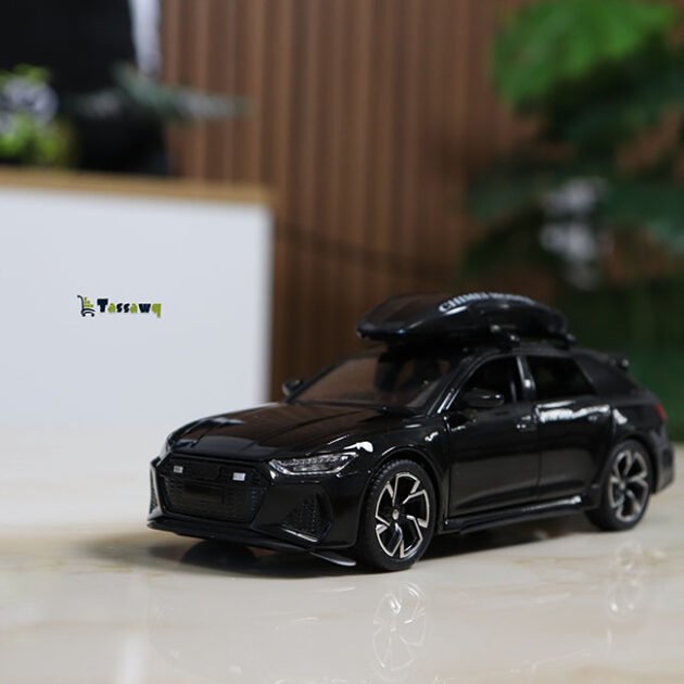 مجسم سيارة Audi RS6 Avant – تصميم رياضي فاخر مع صندوق سقفي