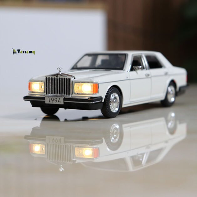 1/30  Rolls Royce Silver spur Classique 1994
