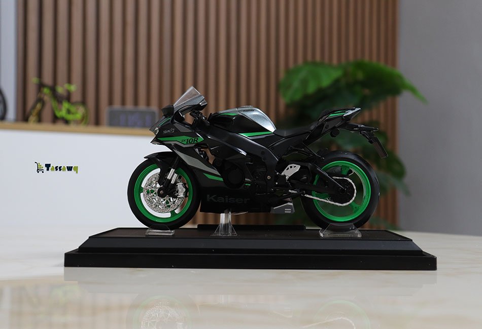 Miniature Moto Sportive JIAYE MODEL – Noir et Vert avec Lumières et Sons - الصورة 6