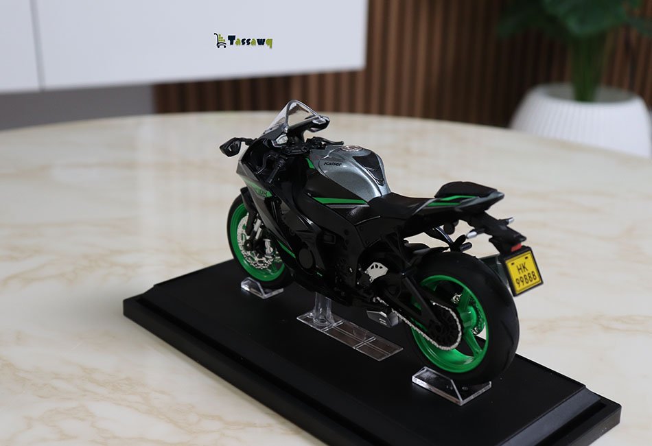 Miniature Moto Sportive JIAYE MODEL – Noir et Vert avec Lumières et Sons - الصورة 9
